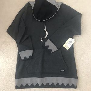 Women's Burton Fox Trot Funnel Pullover. NWT!
